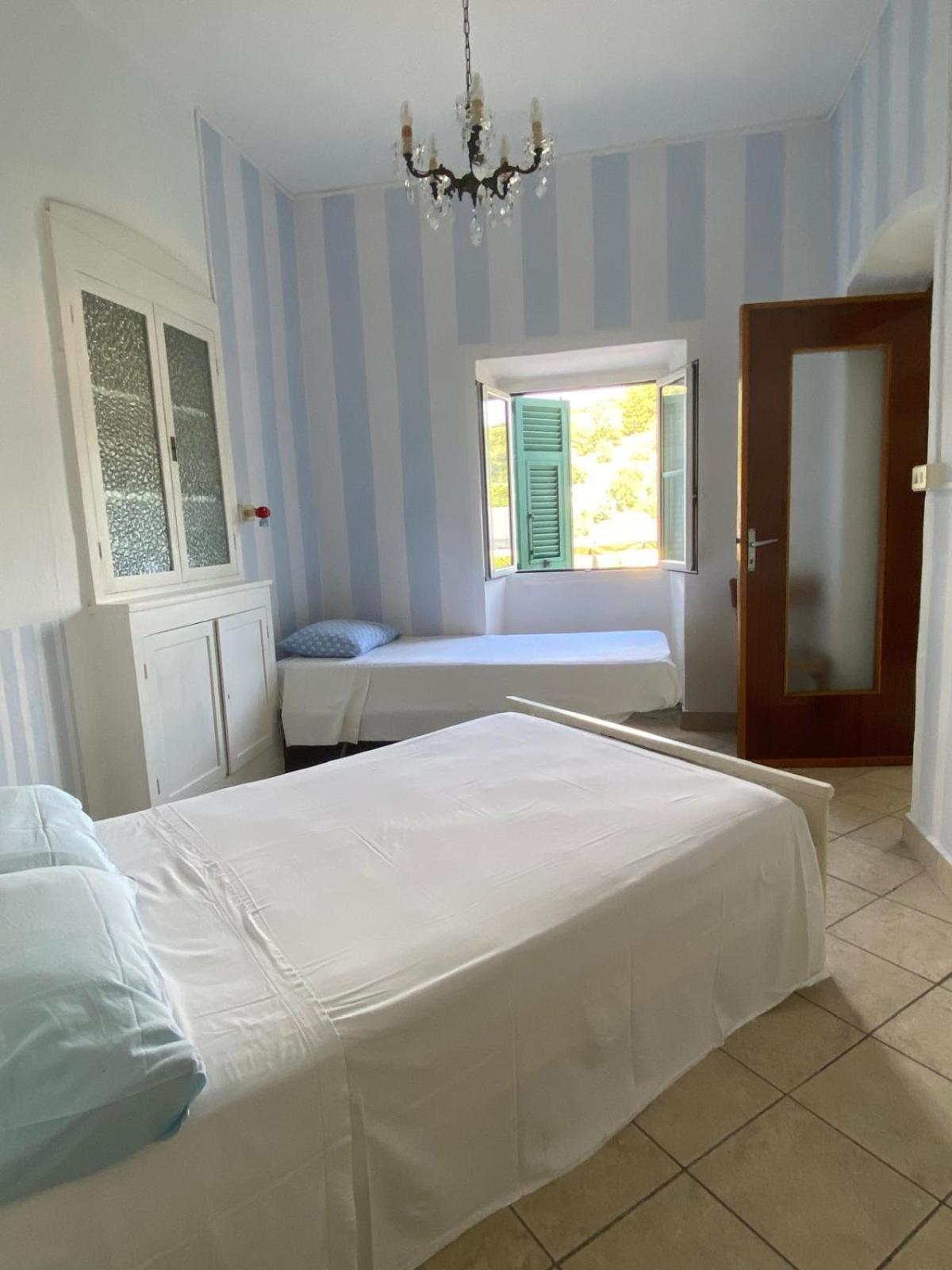 Casa Elvira Villa Imperia Kültér fotó