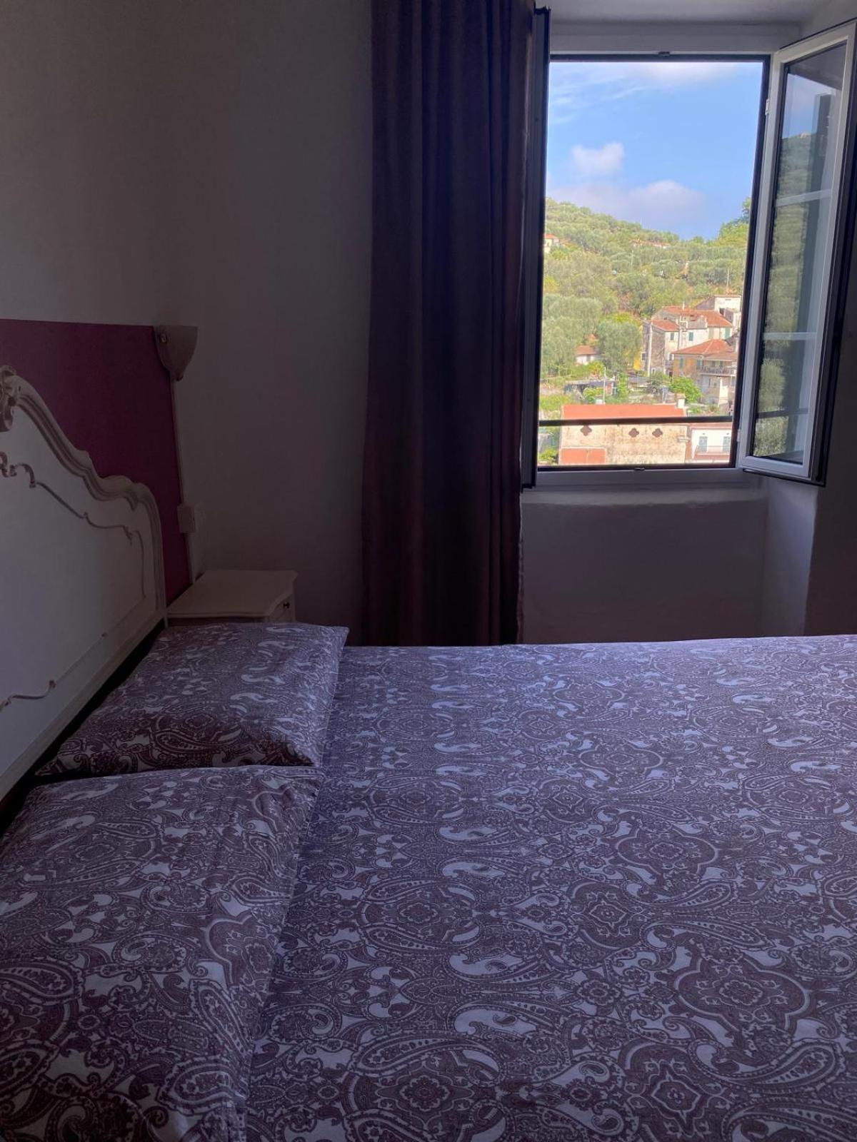 Casa Elvira Villa Imperia Kültér fotó