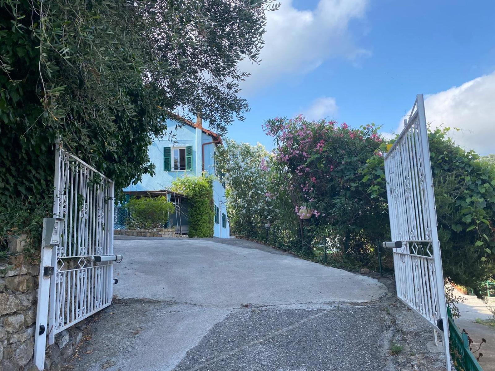 Casa Elvira Villa Imperia Kültér fotó
